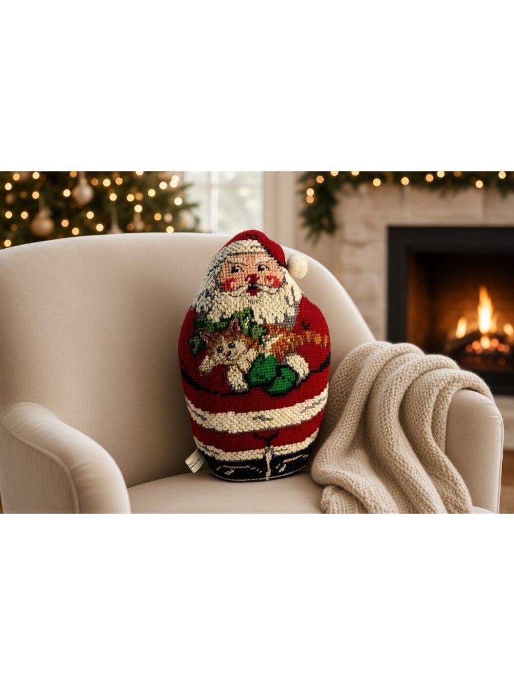 VTG Centrum Pear-Shaped Needlepoint Santa Figurine Holding A Cat Pillow Doorstop